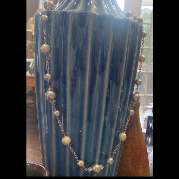 Stella and Dot pearl necklace - Picture 3 of 6